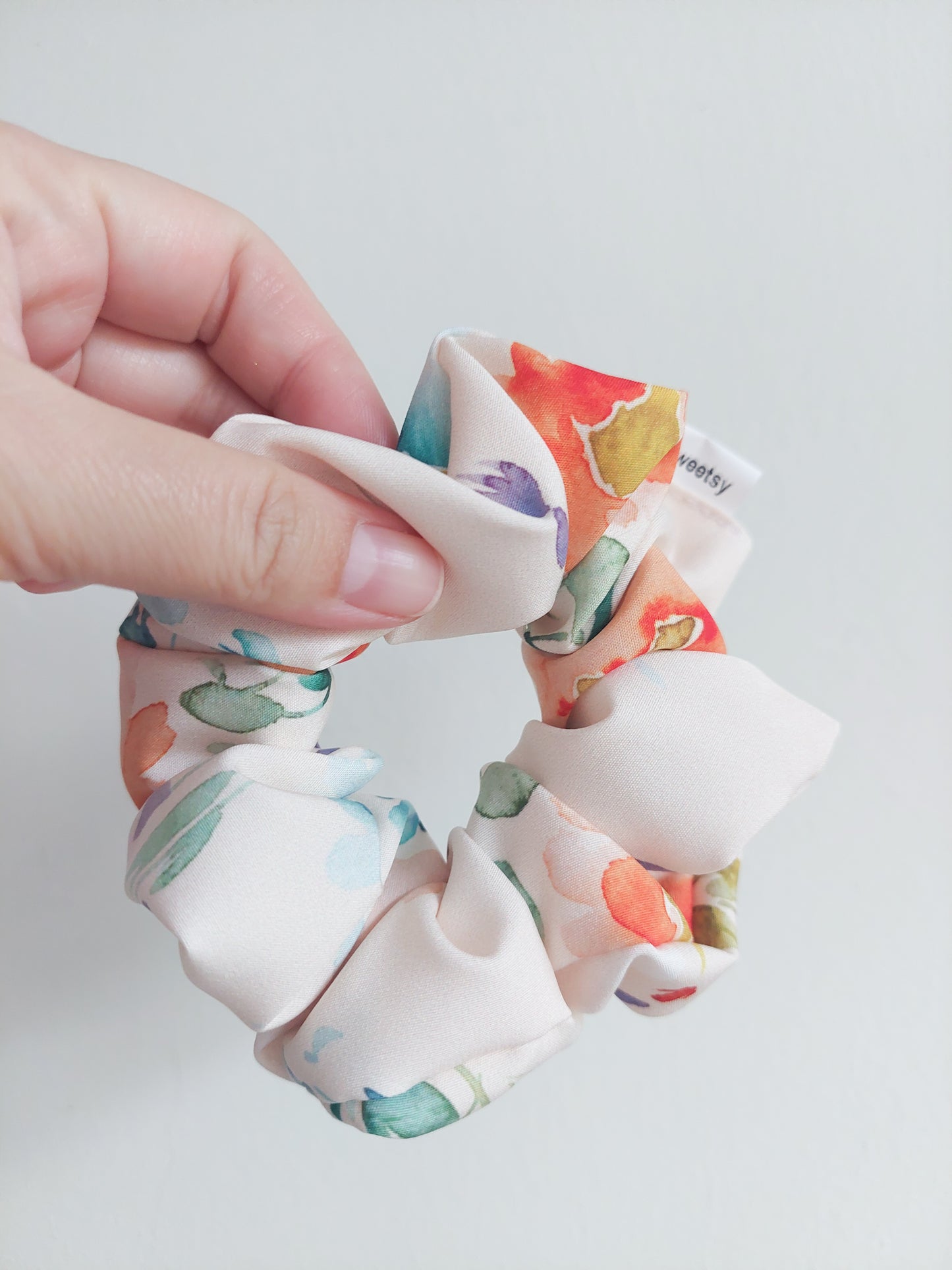 Gardens scrunchie (Beige)
