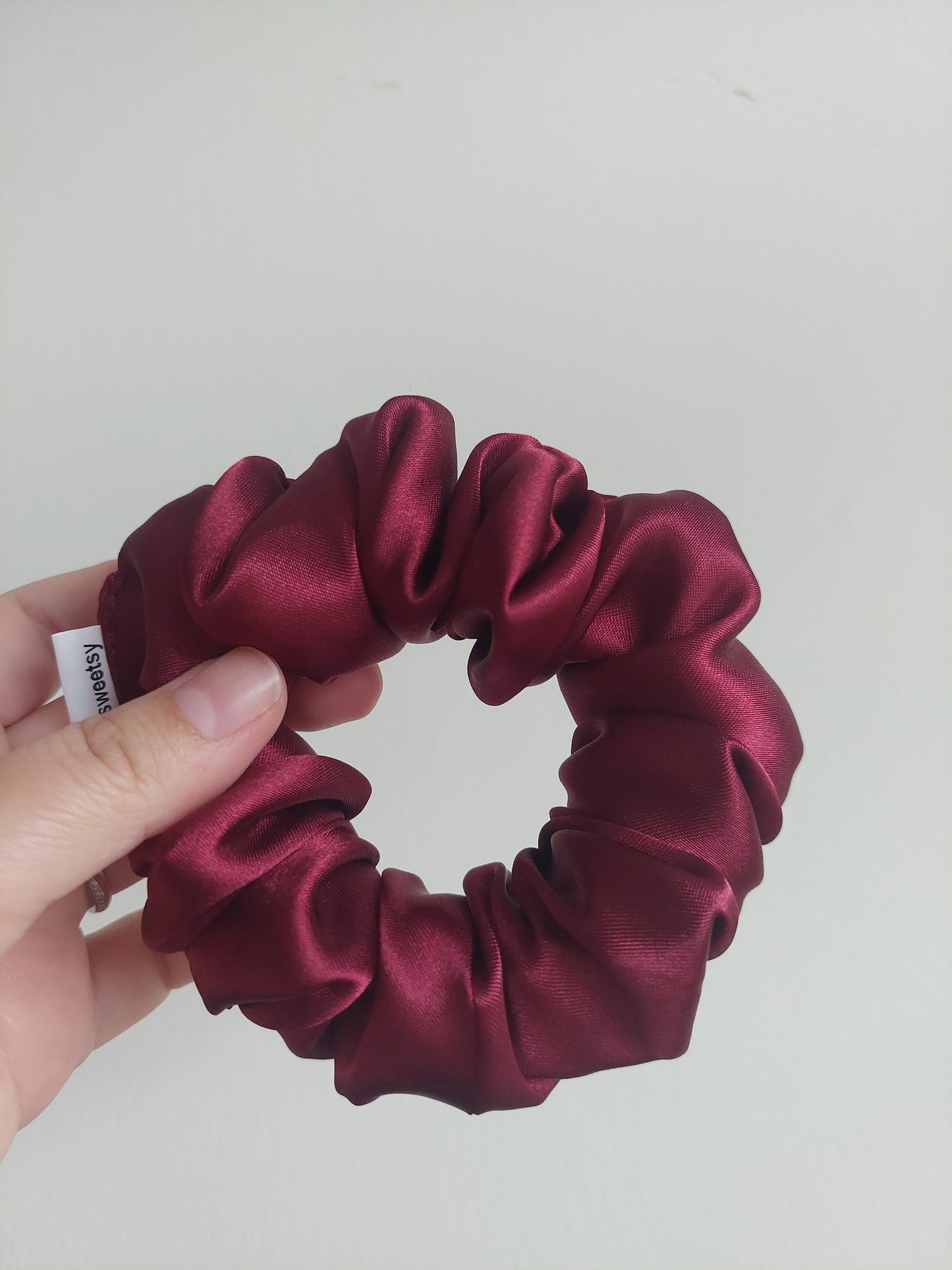 Red Red Wine scrunchie