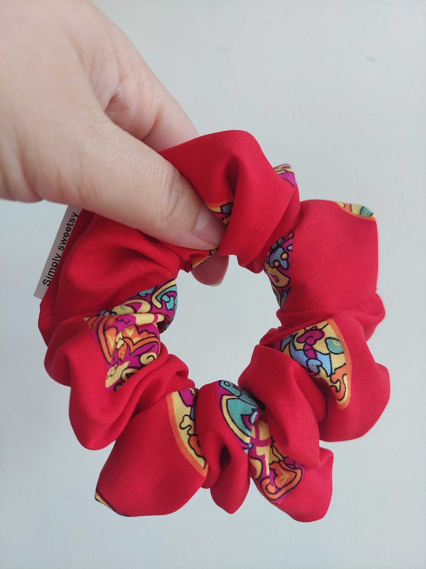 Miss Red scrunchies